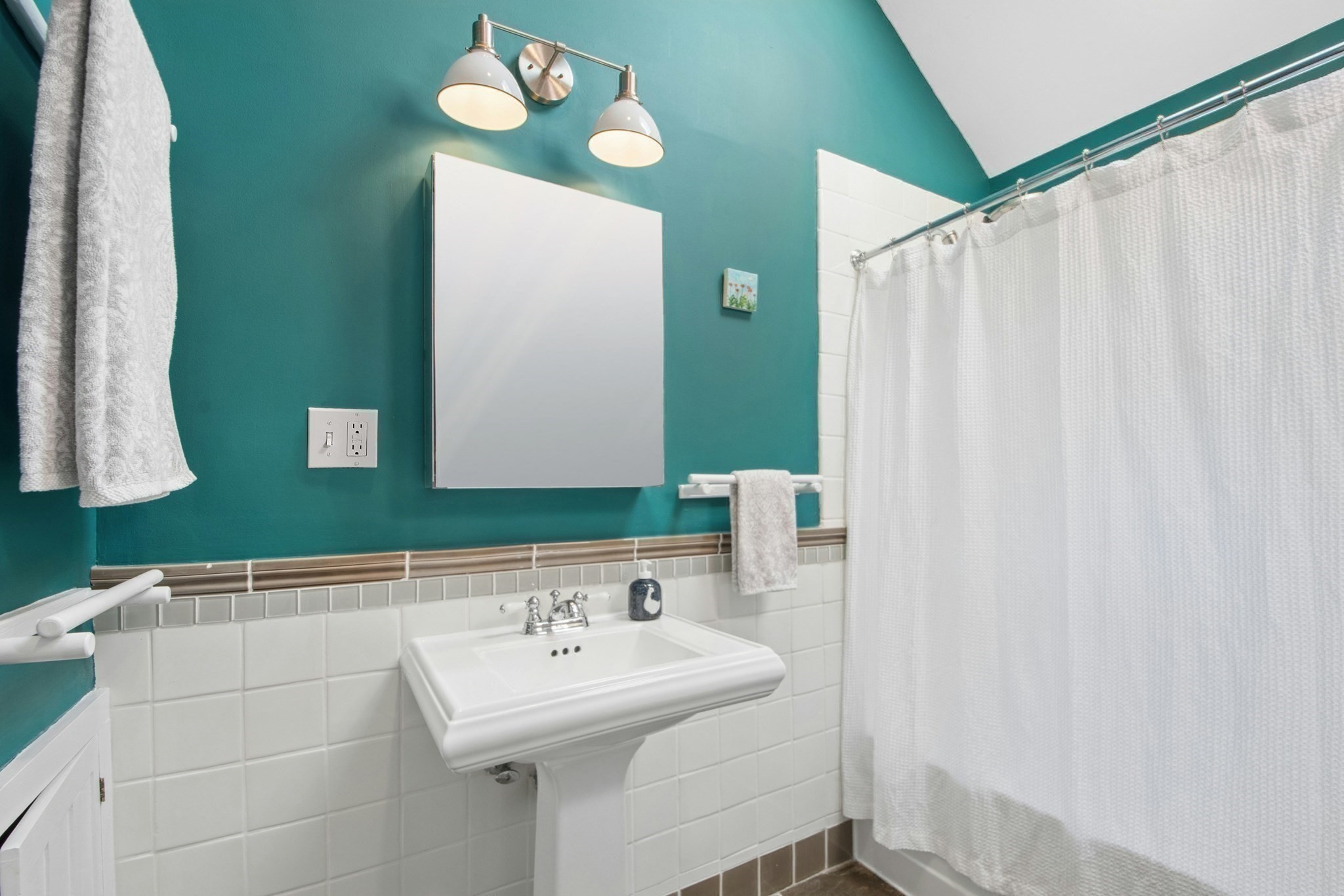42 Wyman St # 3 Property Photo 25