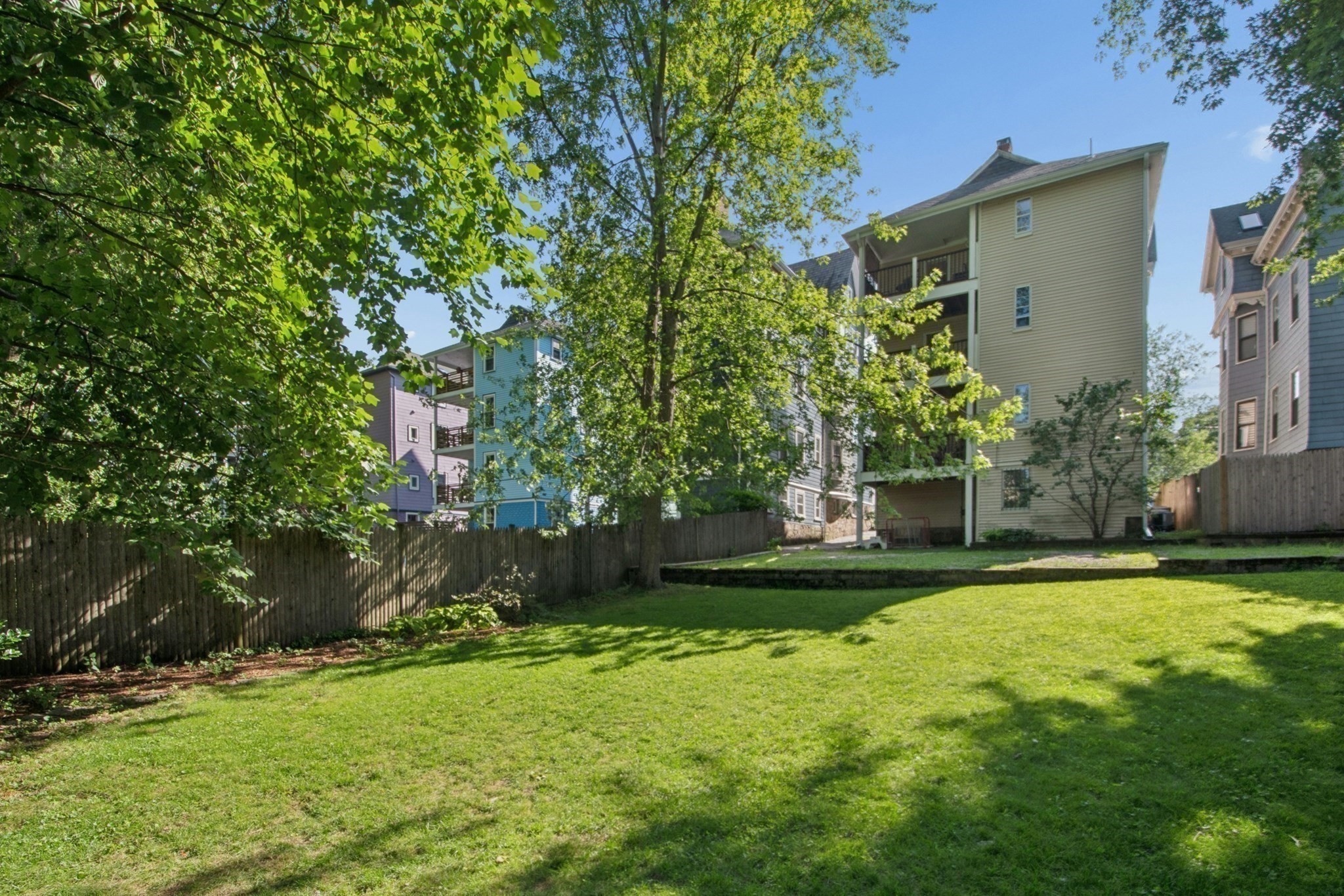 42 Wyman St # 3 Property Photo 32