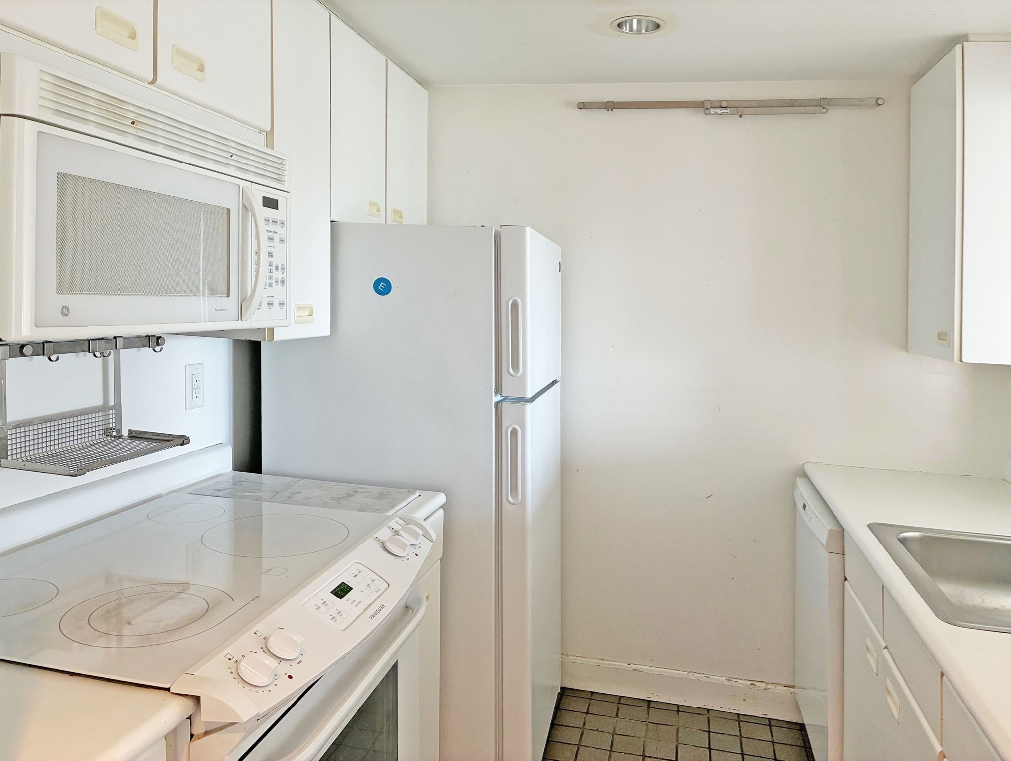 931 Massachusetts Ave. # 801 Property Photo 3