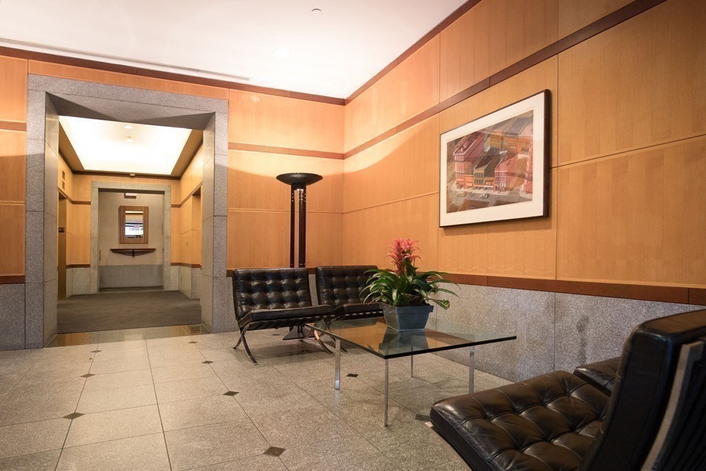 931 Massachusetts Ave. # 801 Property Photo 8