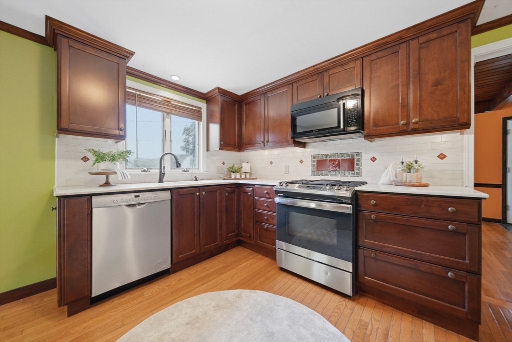 89 Powder Mill Road Property Photo 14