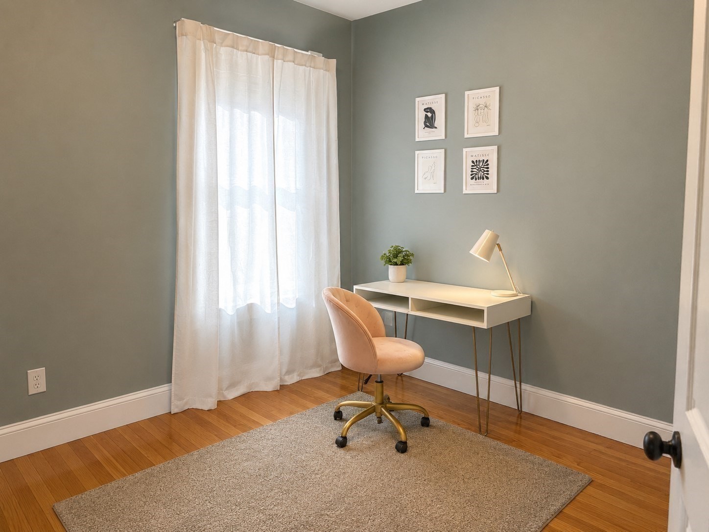 14 Hartland St # 2 Property Photo 6