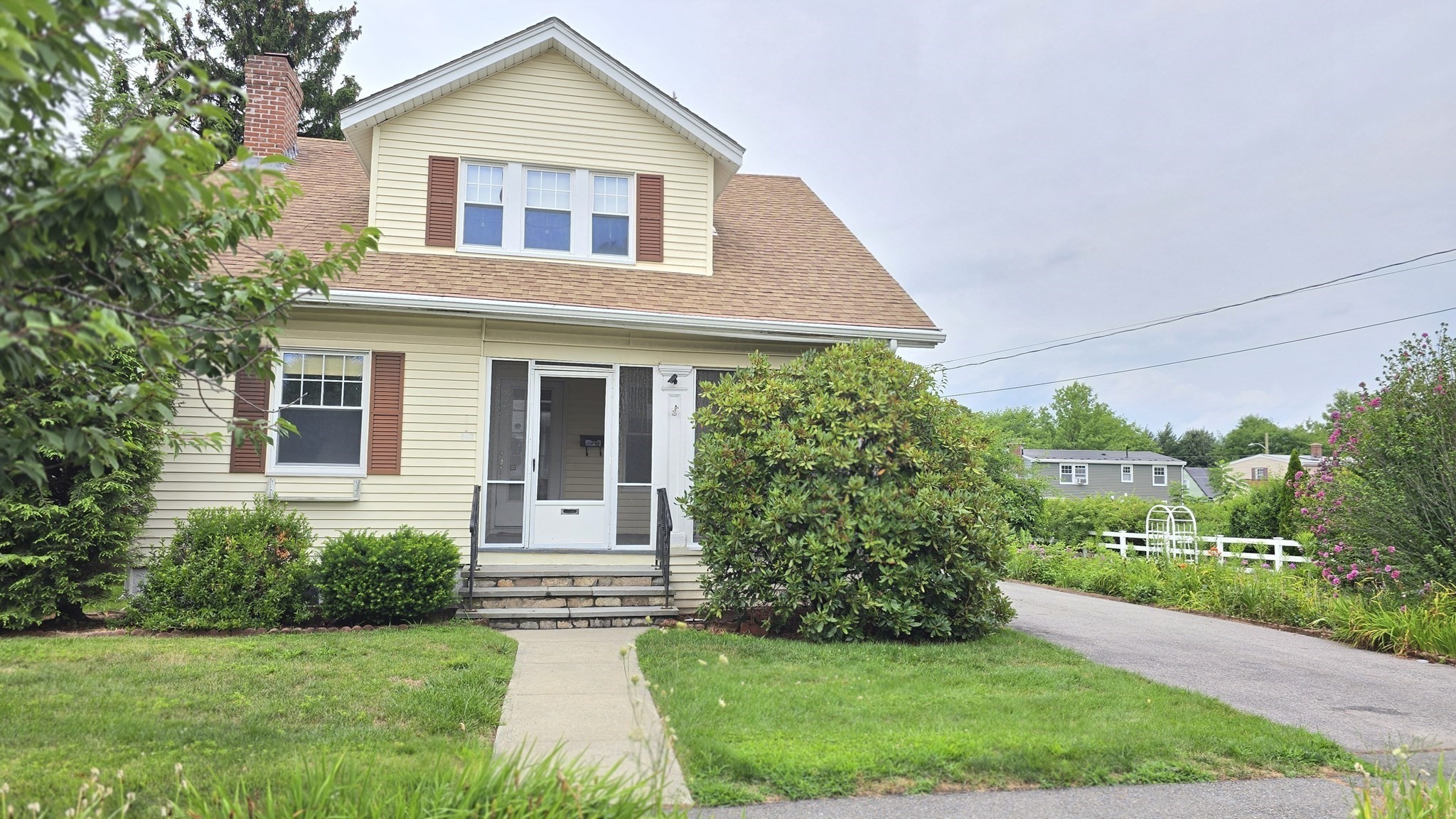 21 Arbutus Road Property Photo 1