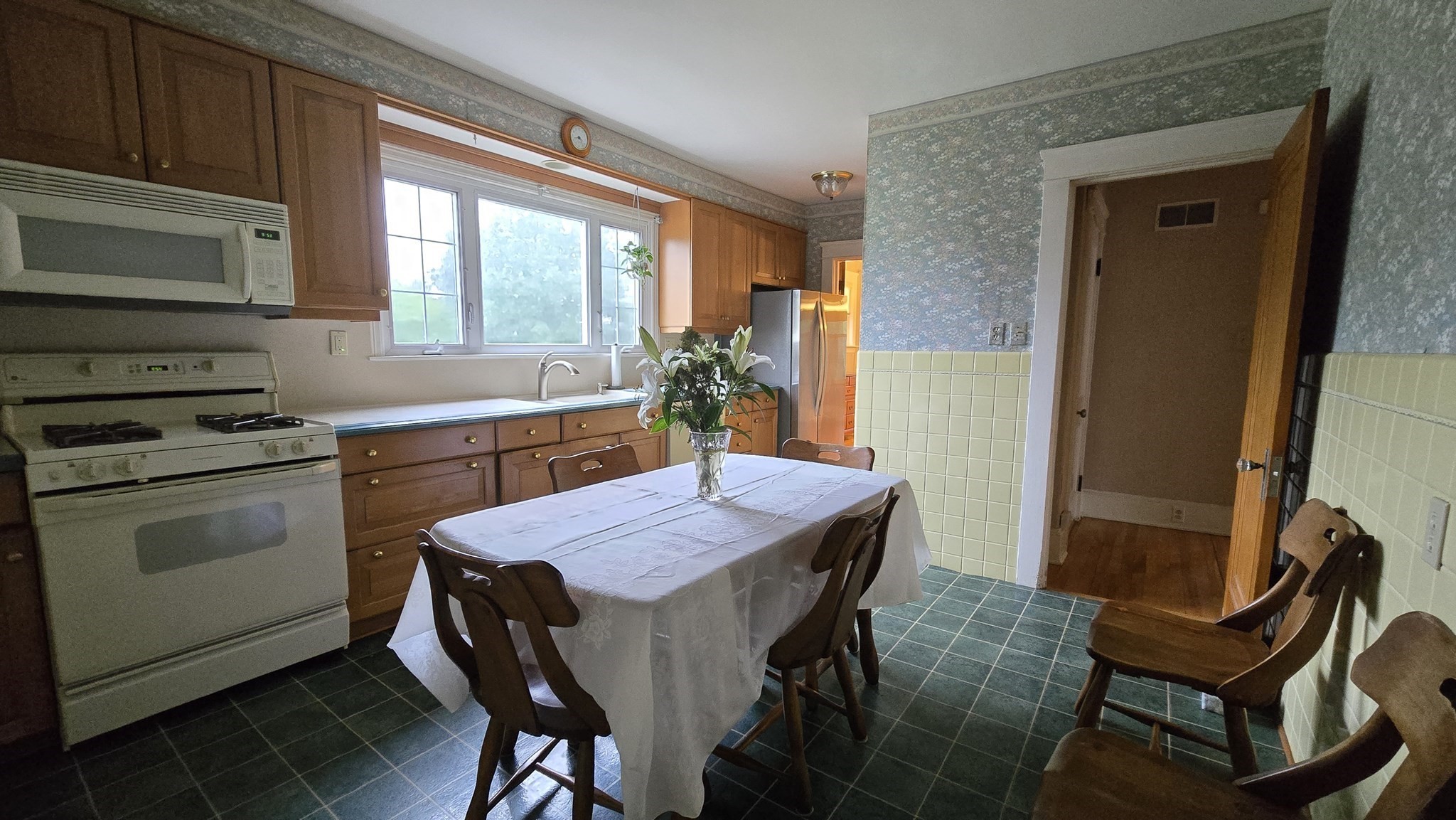 21 Arbutus Road Property Photo 18
