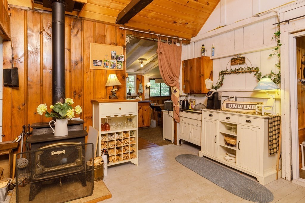 12 King Road Property Photo 6