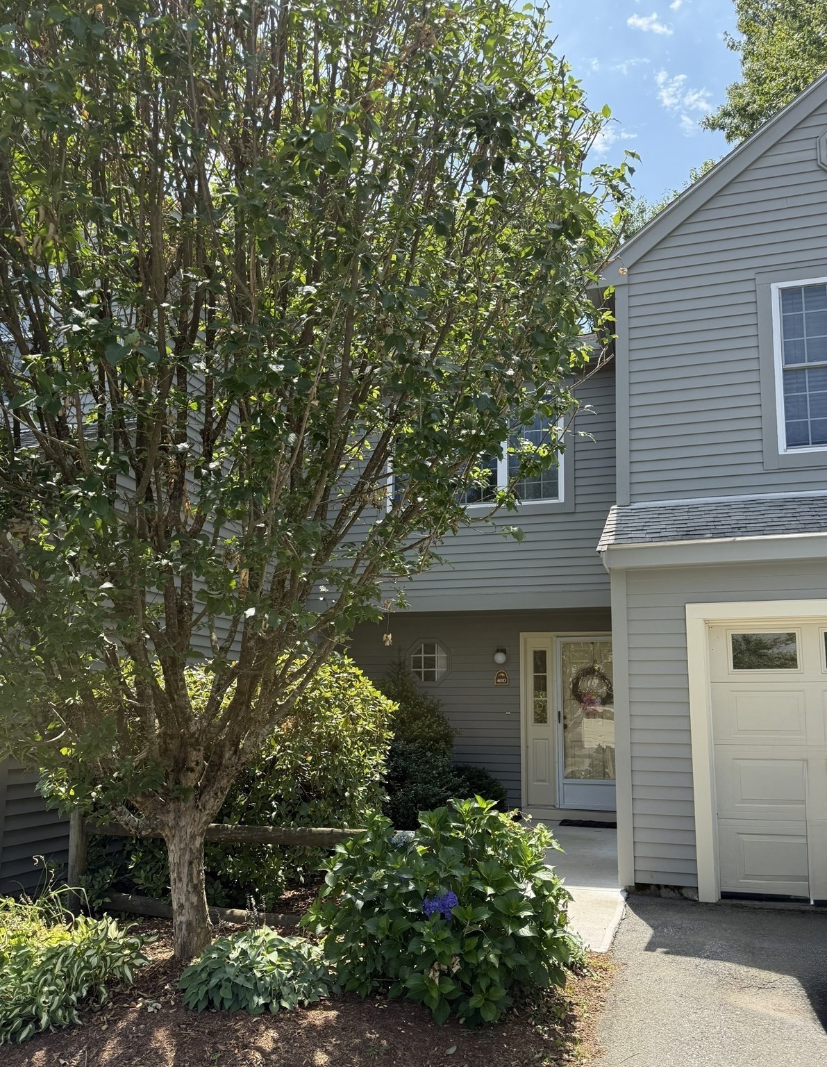 401 Ridgefield Cir # 401d Property Photo 5