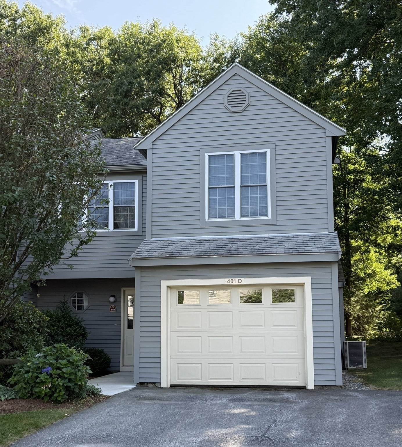 401 Ridgefield Cir # 401d Property Photo 6