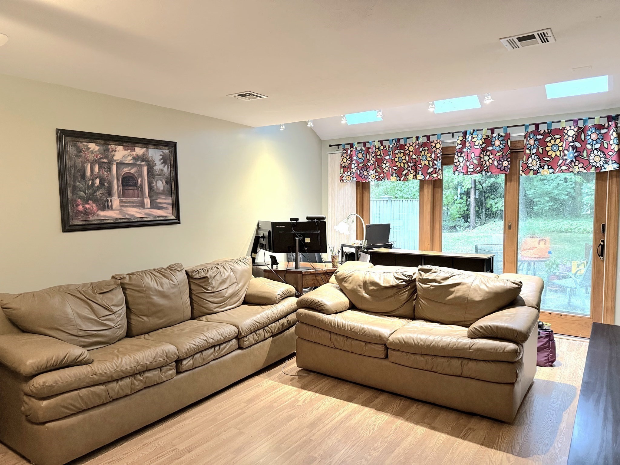 401 Ridgefield Cir # 401d Property Photo 10