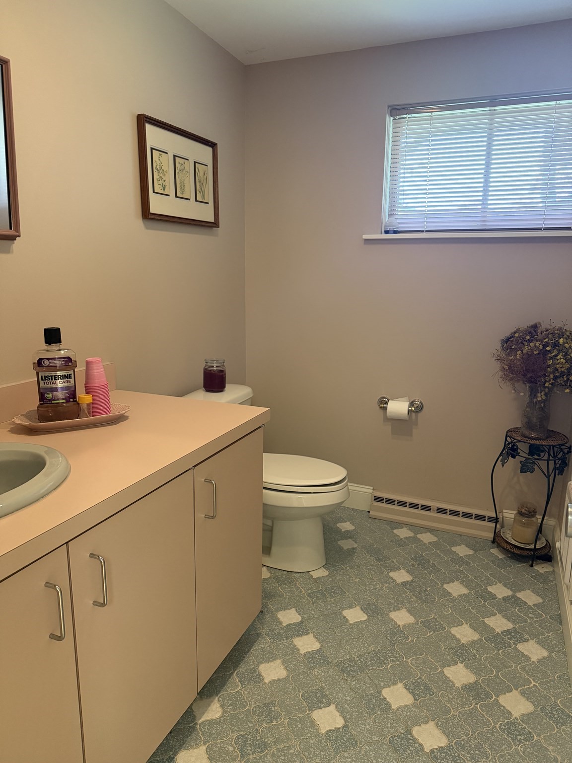 510 Thacher St Property Photo 14