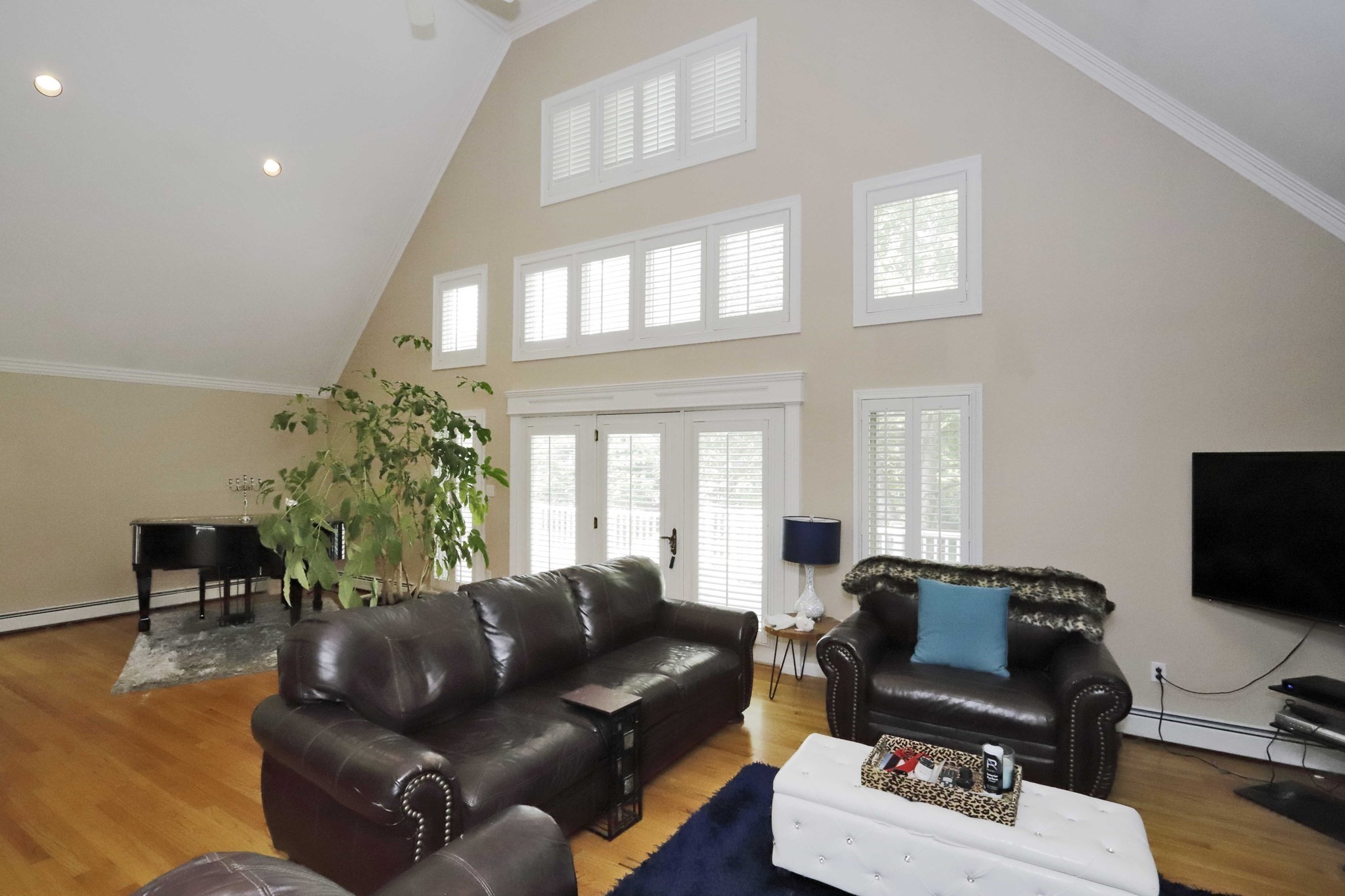 12 Amanda Rd Property Photo 4