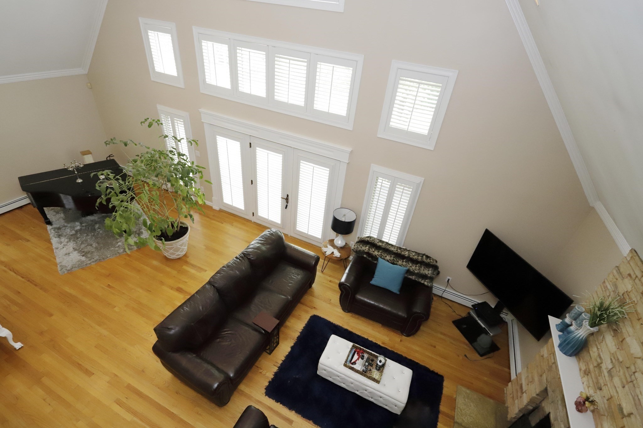 12 Amanda Rd Property Photo 5