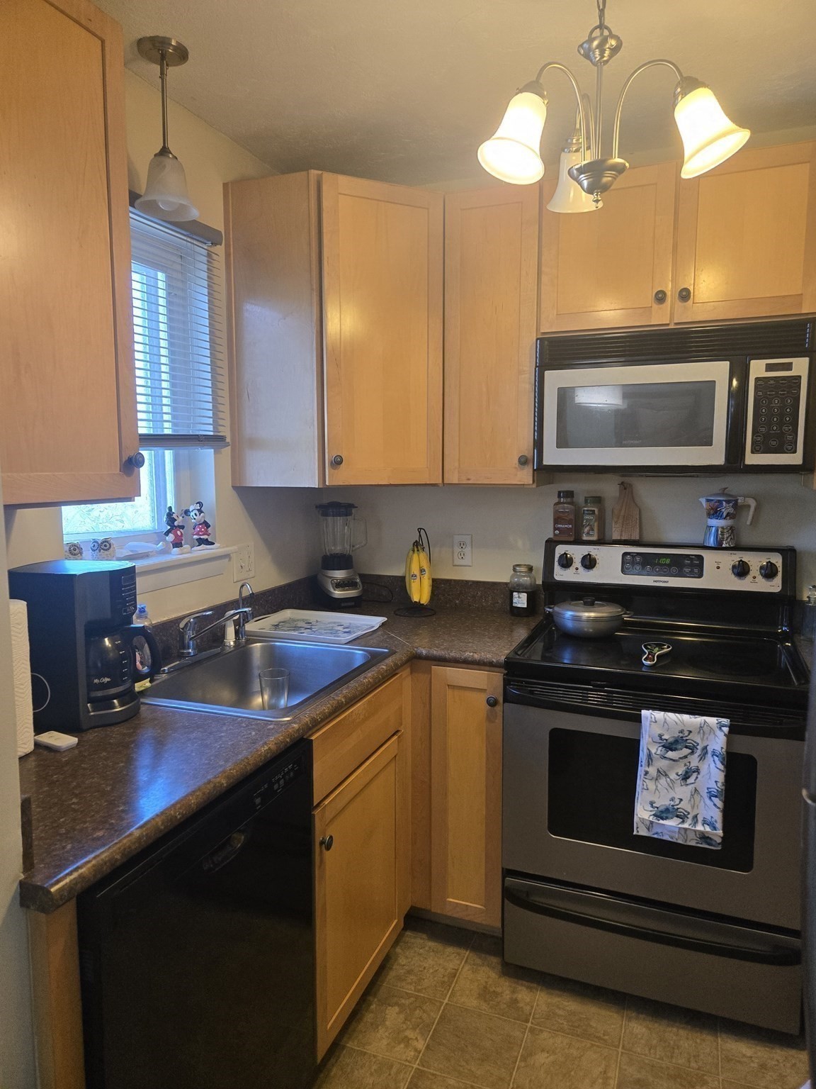 40 Saint Kolbe Dr # C Property Photo 3