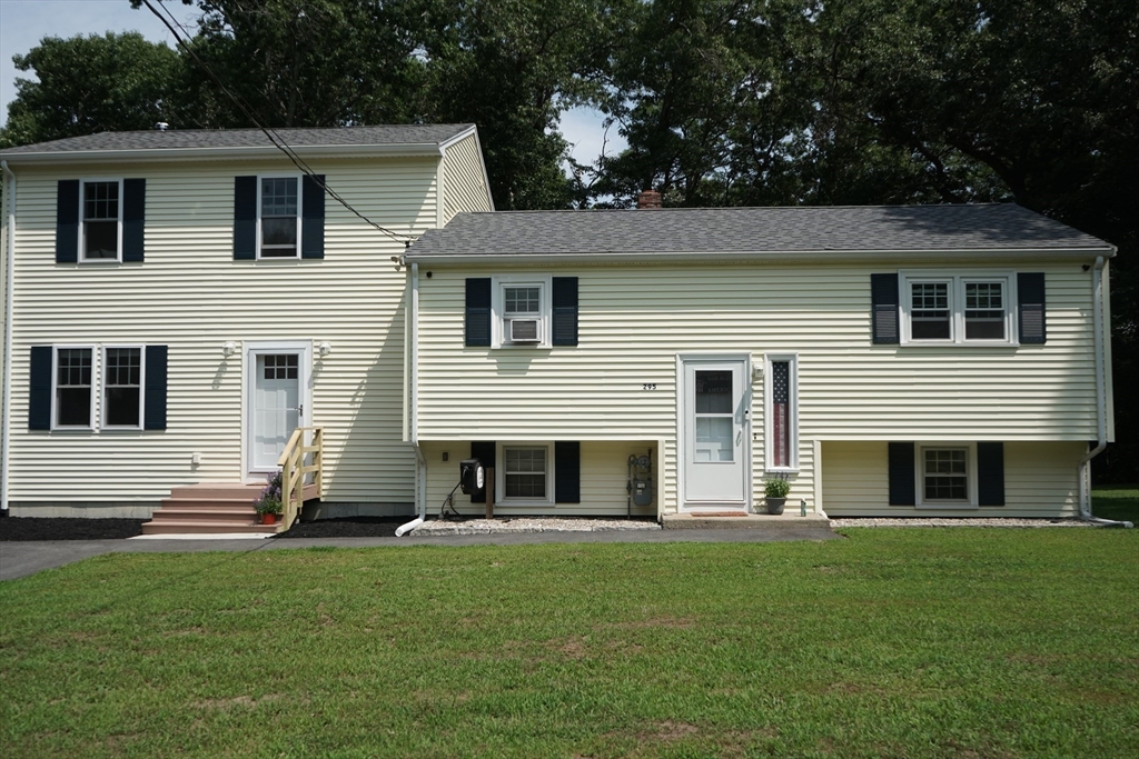 295 Oak St