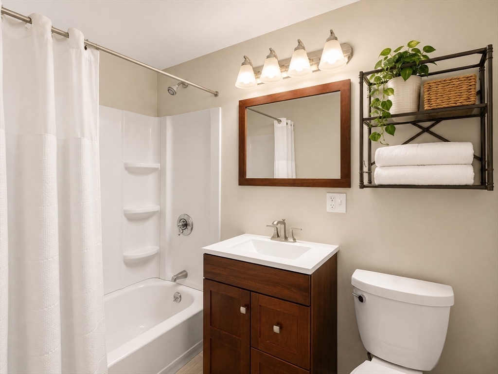 31 Pond St # 22 Property Photo 4