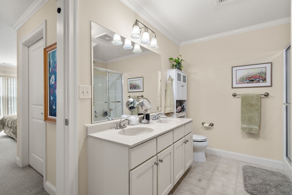 8 Crowninshield St # 212 Property Photo 14