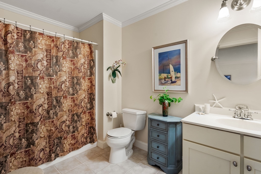 8 Crowninshield St # 212 Property Photo 17