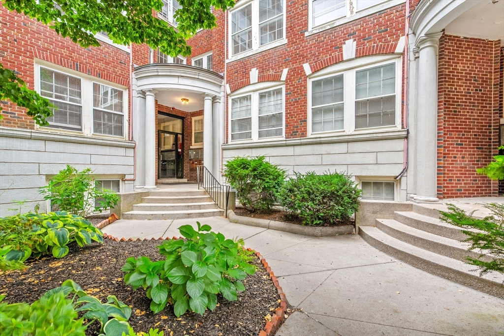 41 Bowdoin Street # 25 Property Photo 6
