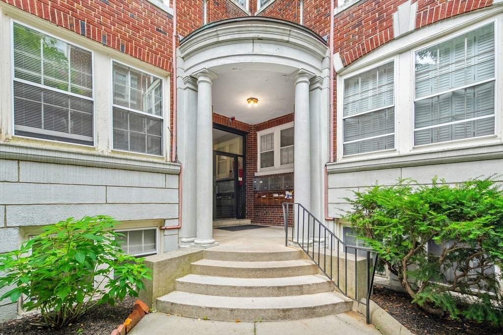41 Bowdoin Street # 25 Property Photo 7