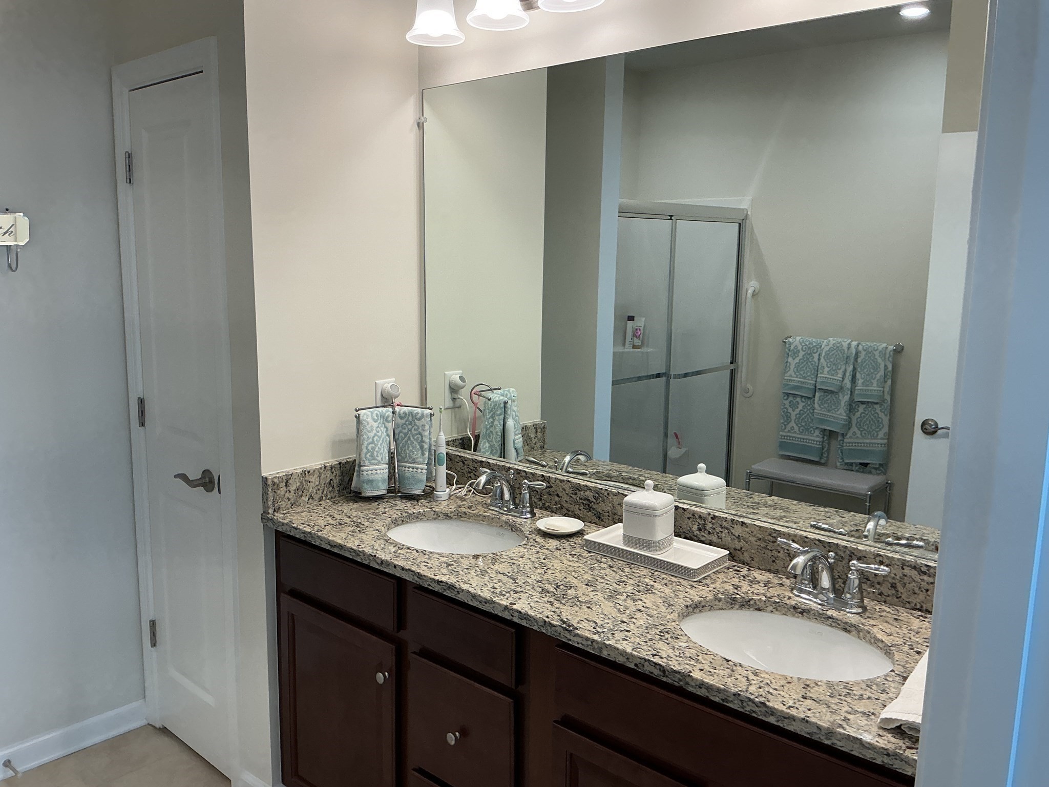 2 Francis Dr. # 401 Property Photo 13