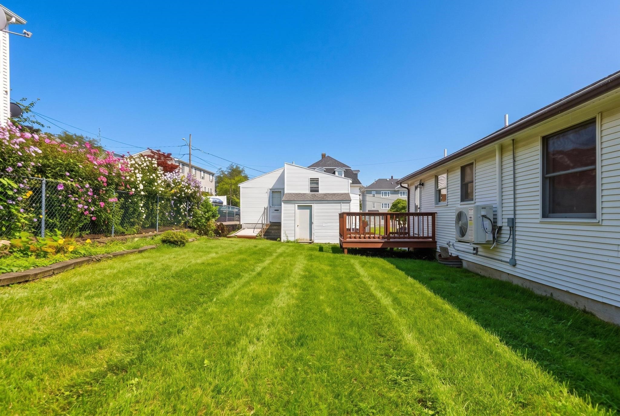 32 Danis St Property Photo 10