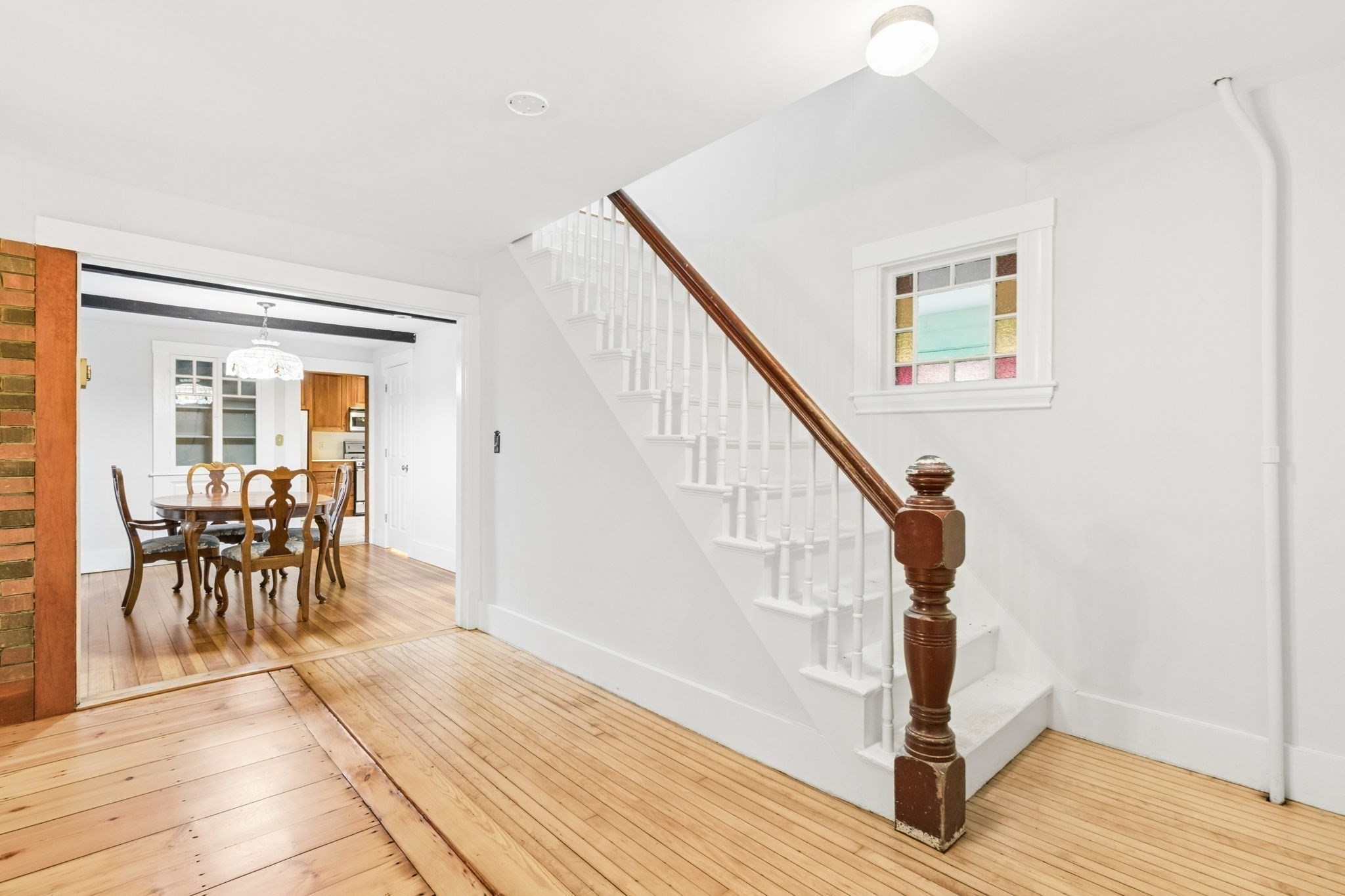 62 Glendale St Property Photo 4