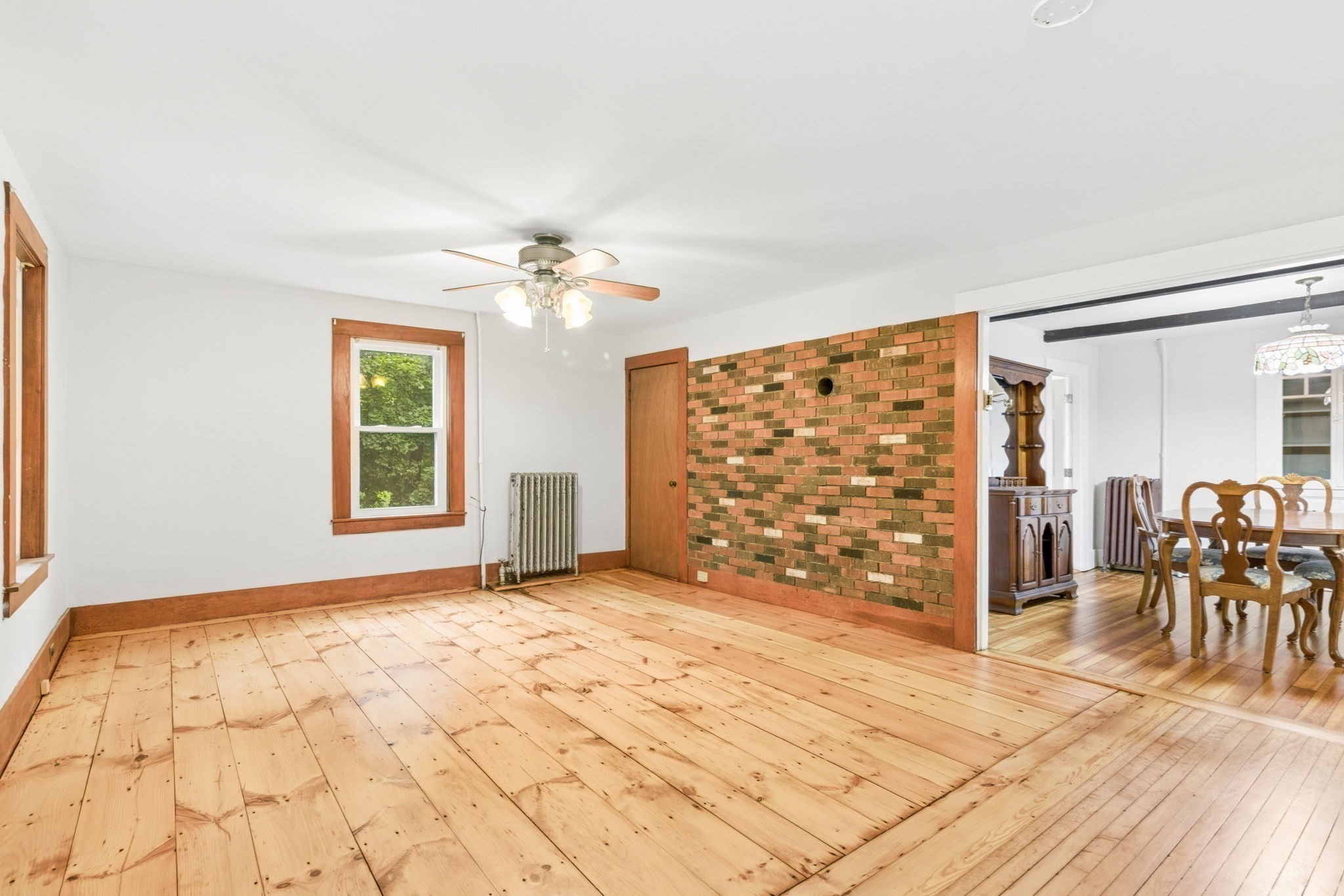 62 Glendale St Property Photo 6