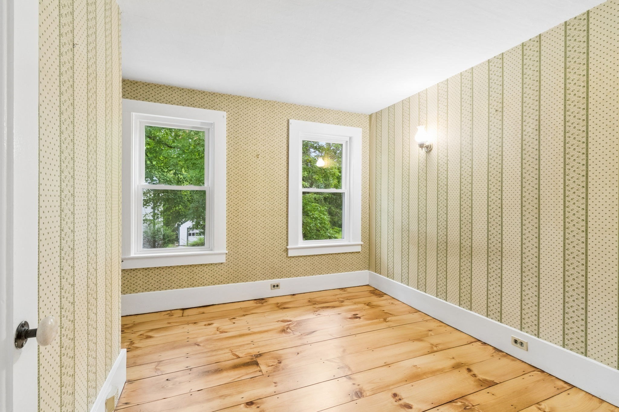 62 Glendale St Property Photo 23