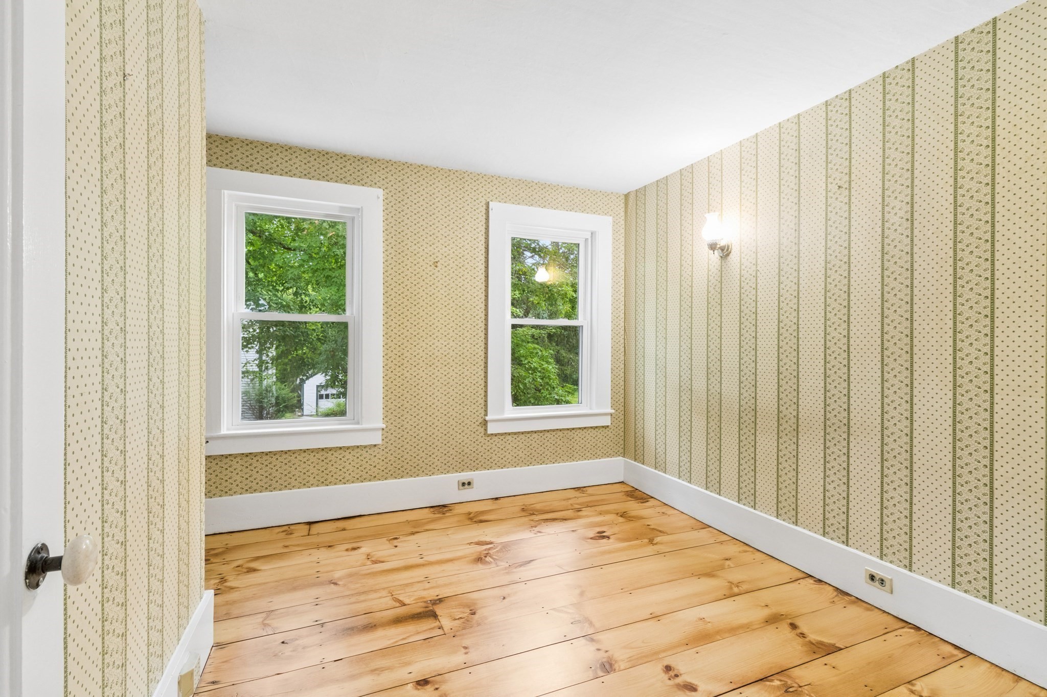62 Glendale St Property Photo 24