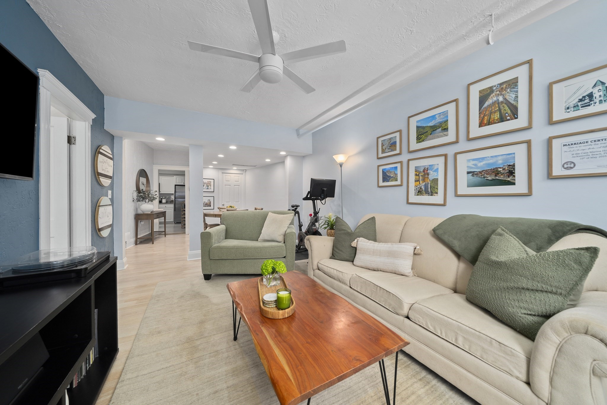 12 James Street # B Property Photo 4