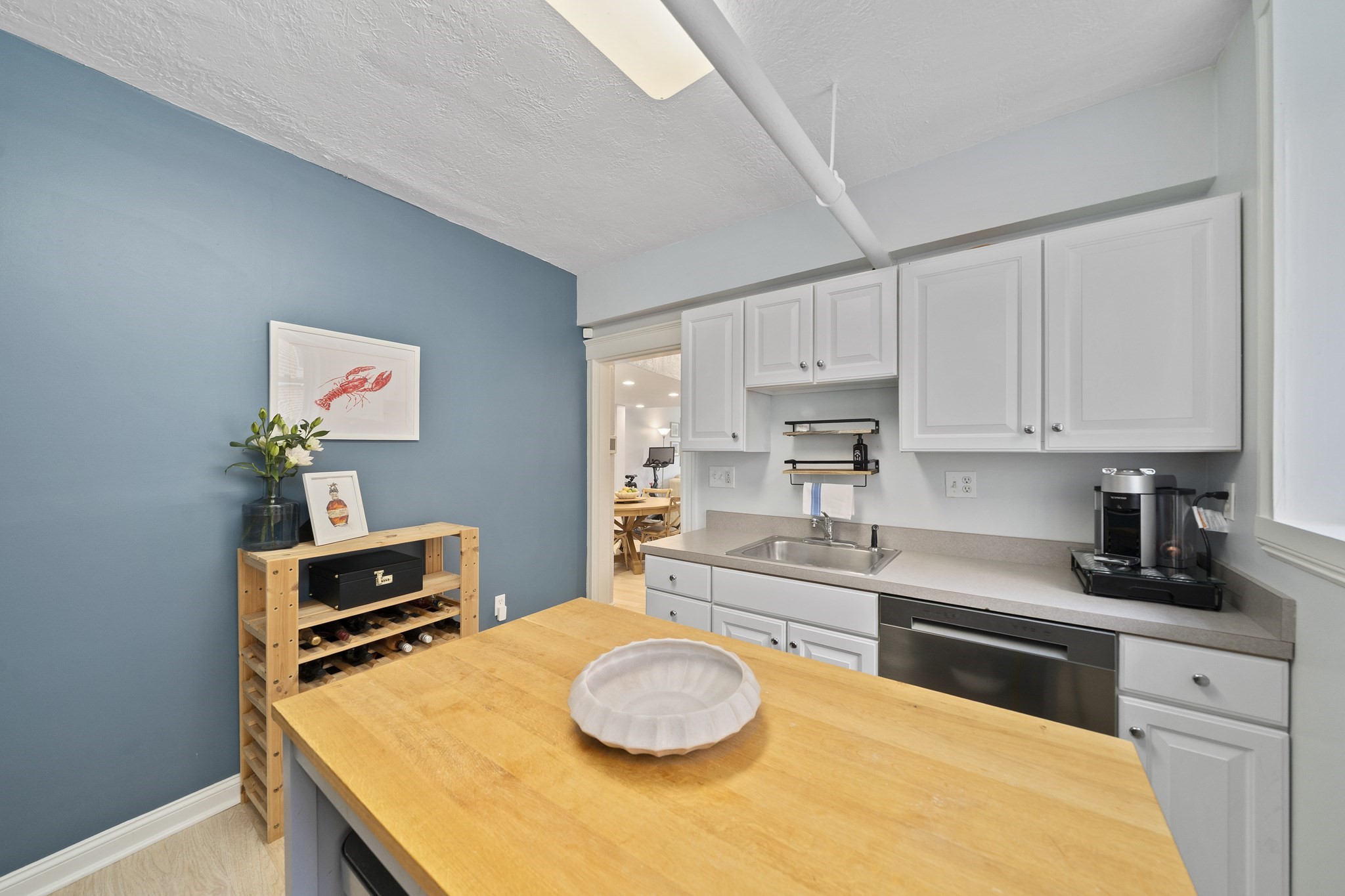 12 James Street # B Property Photo 8