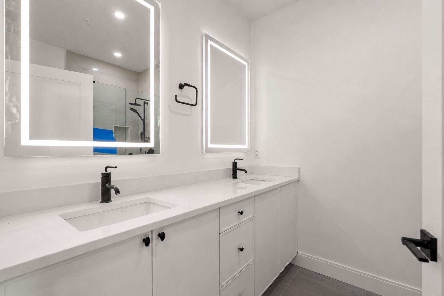 228 Washington Street # 2 Property Photo 8