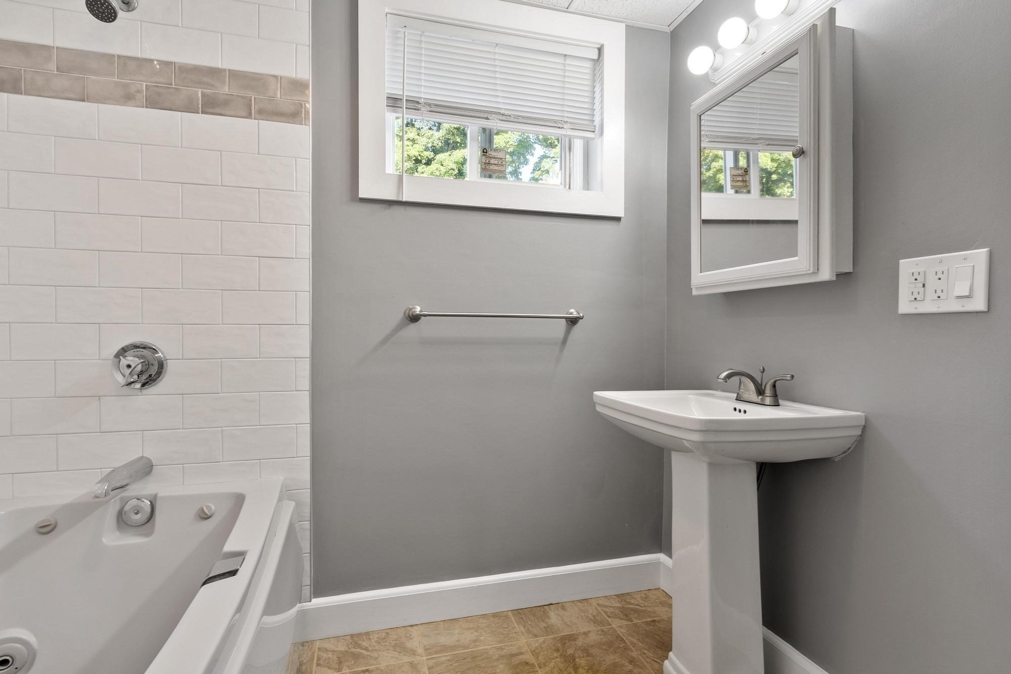 155 Pond St Property Photo 18