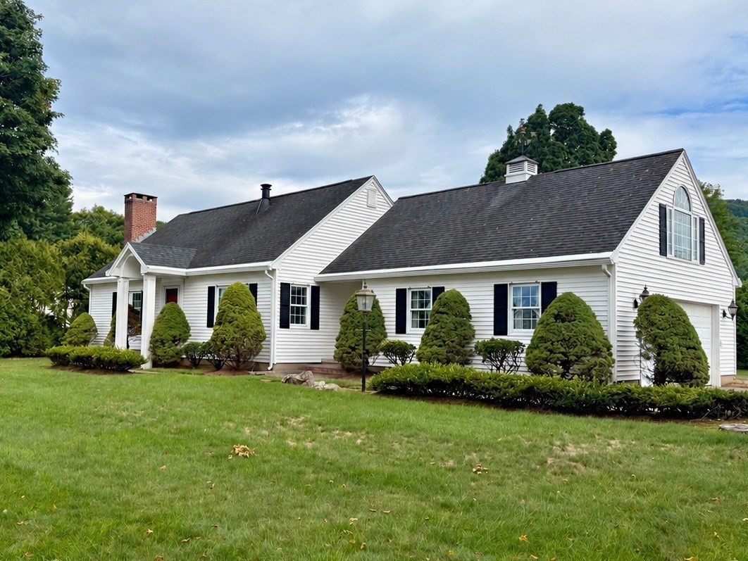 6 Gross Ln Property Photo 1