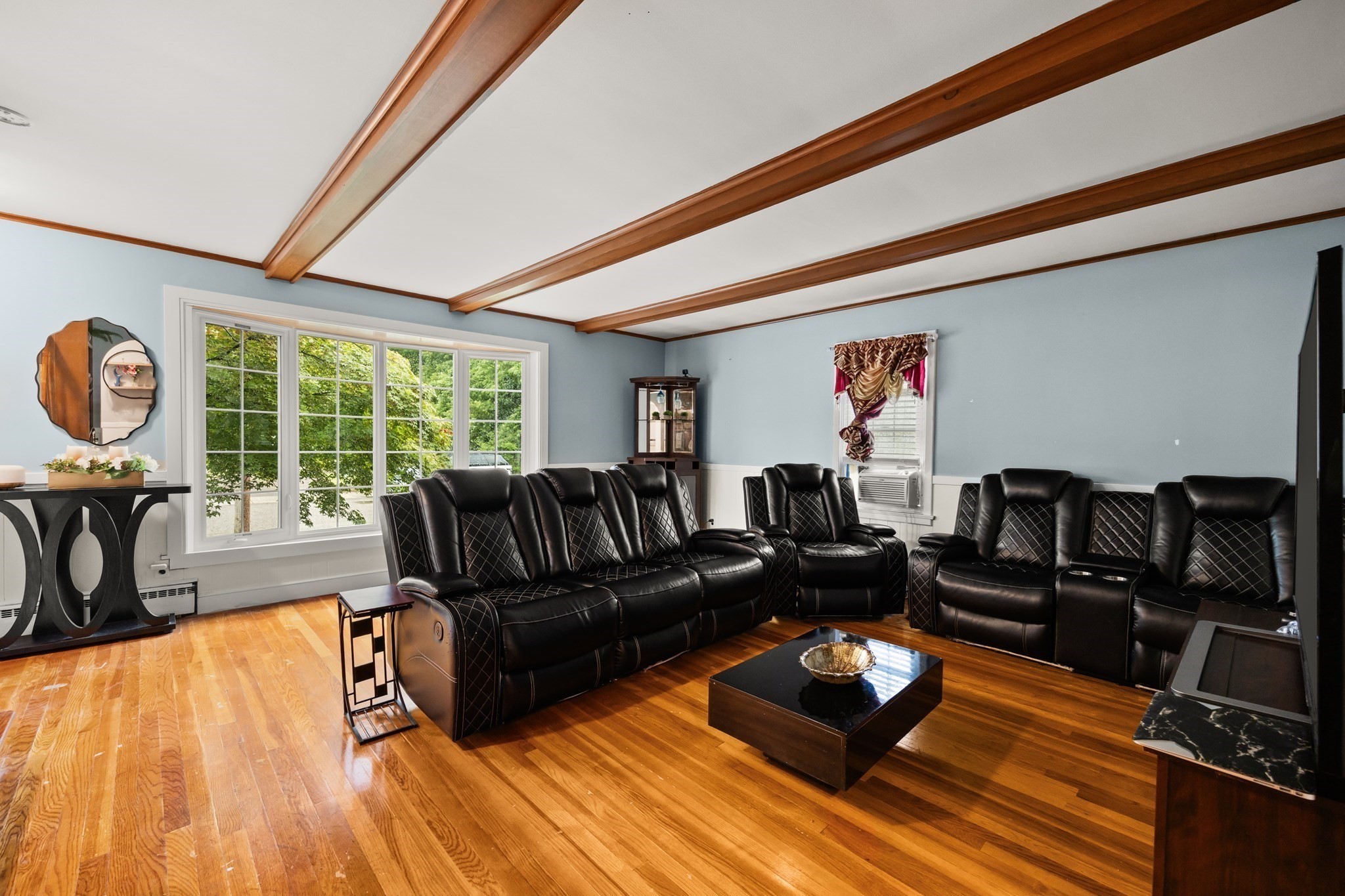 59 Mulberry St Property Photo 17