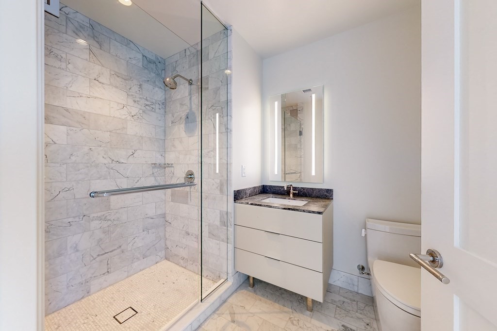 240 Devonshire Street # U3701 Property Photo 12