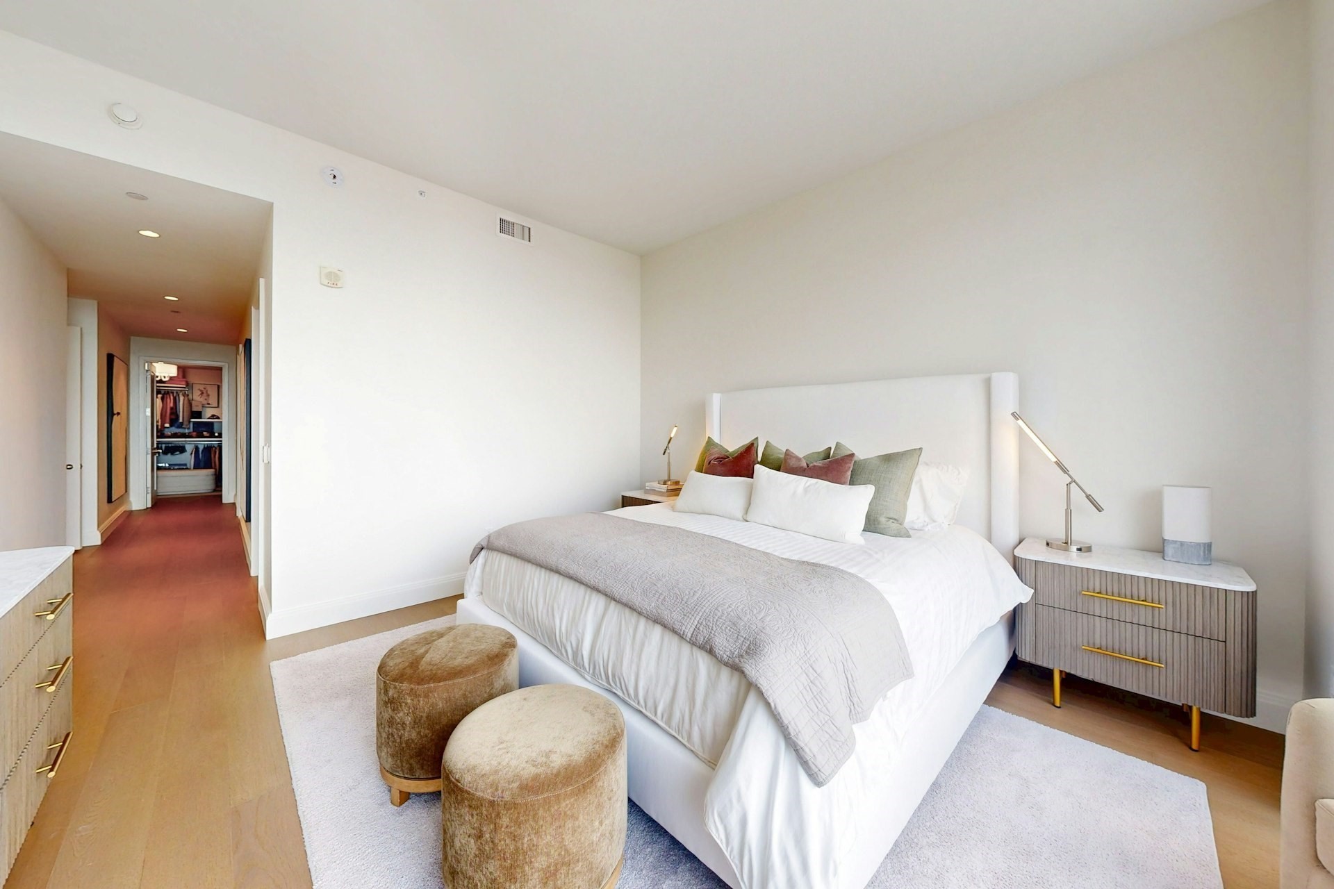240 Devonshire Street # U3701 Property Photo 14