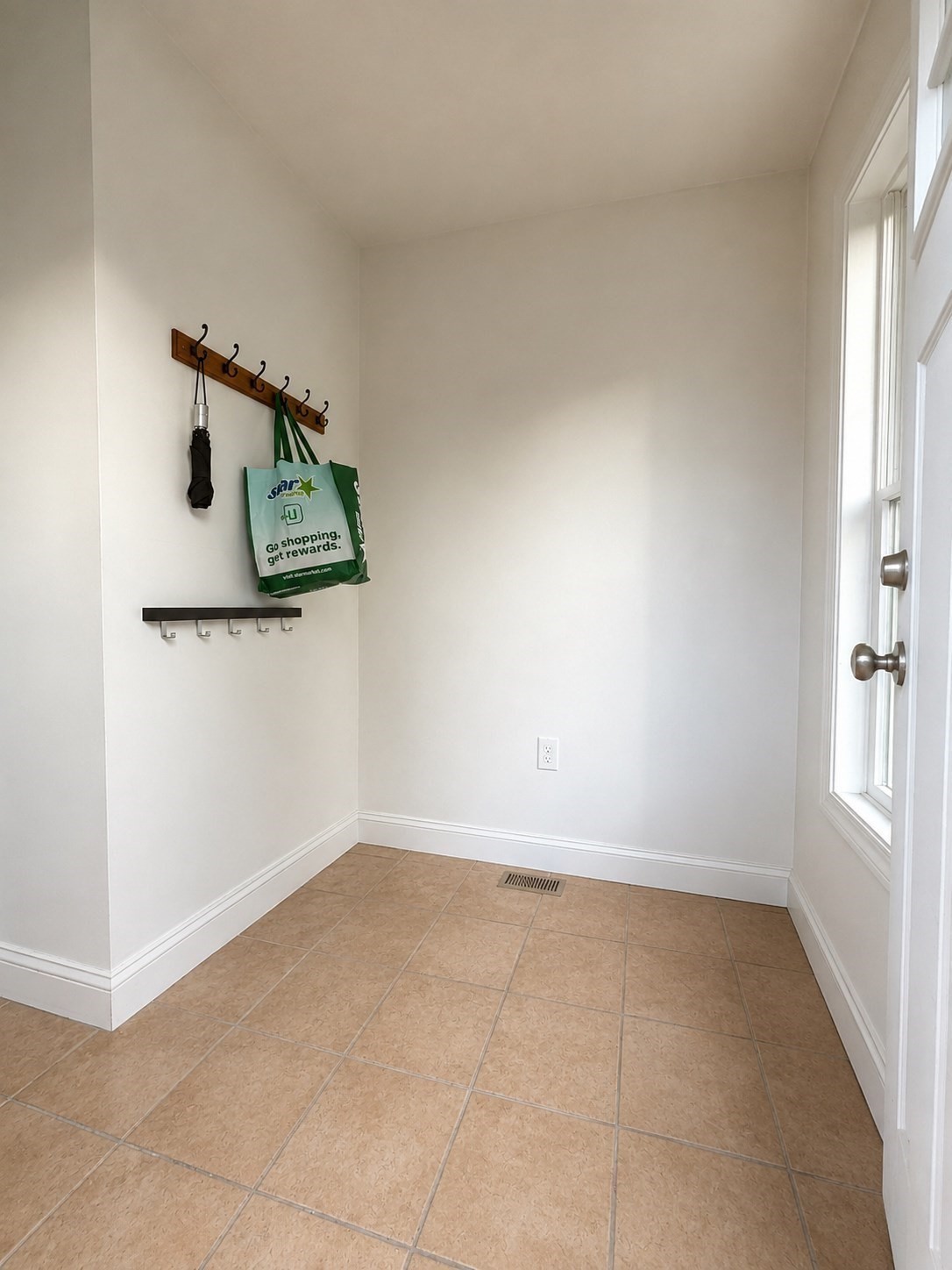 128 Holworthy St # 128 Property Photo 12