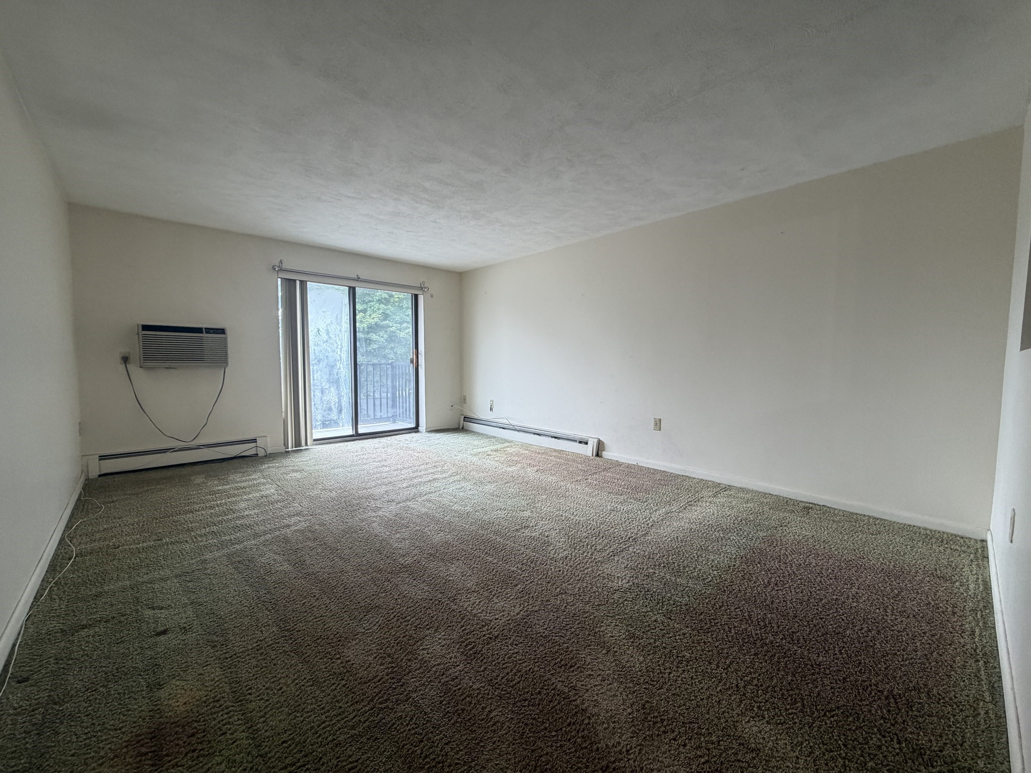 200 Governor's Dr # 13 Property Photo 1
