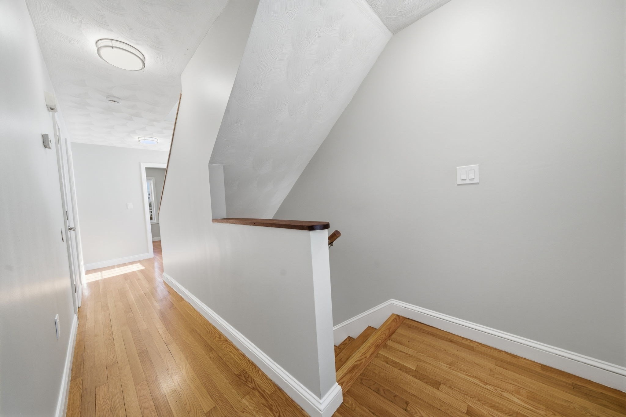 25 Sutton St # 25 Property Photo 11