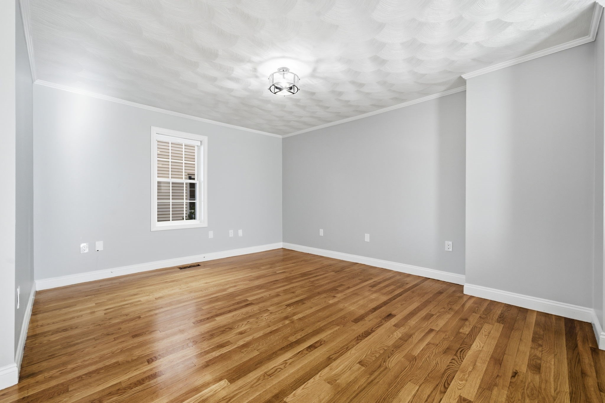 25 Sutton St # 25 Property Photo 12