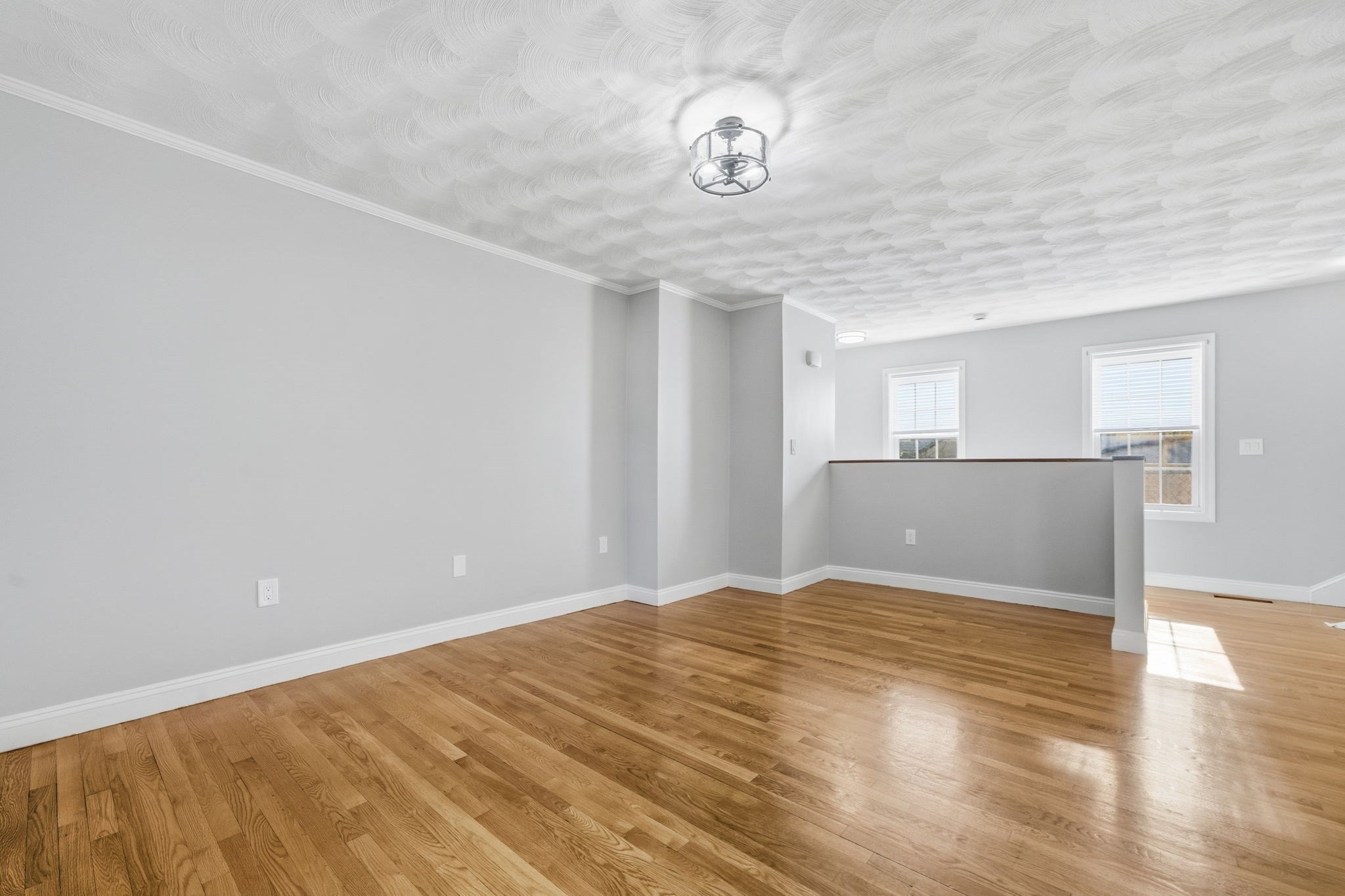 25 Sutton St # 25 Property Photo 13
