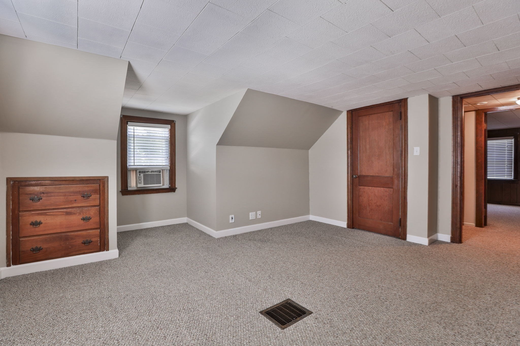 26 Purdon Ave Property Photo 23