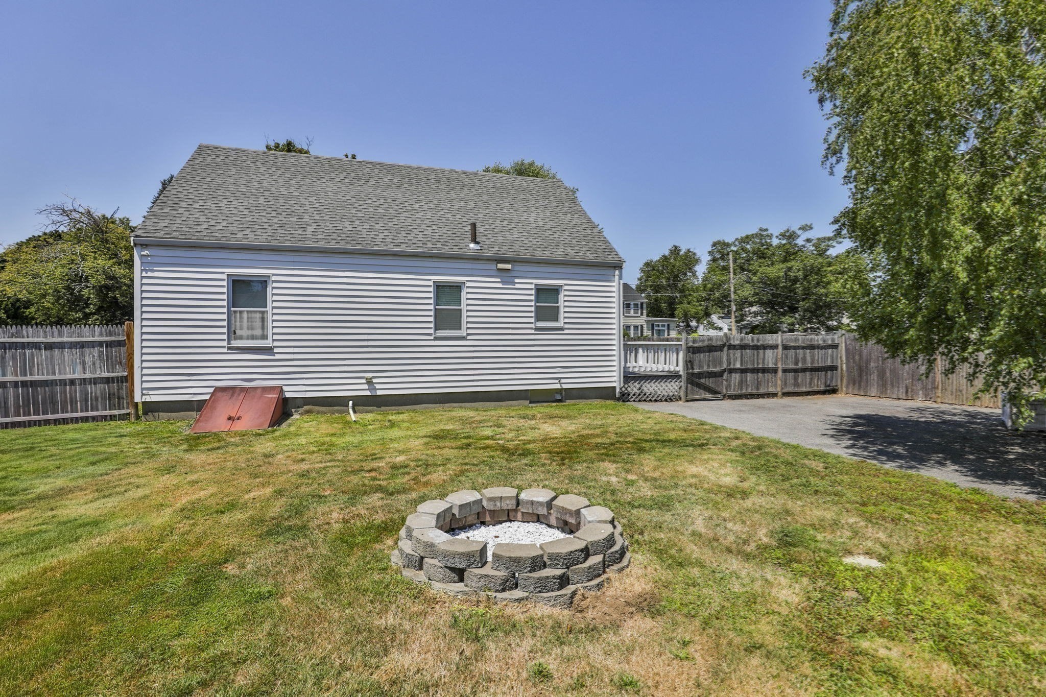 26 Purdon Ave Property Photo 33
