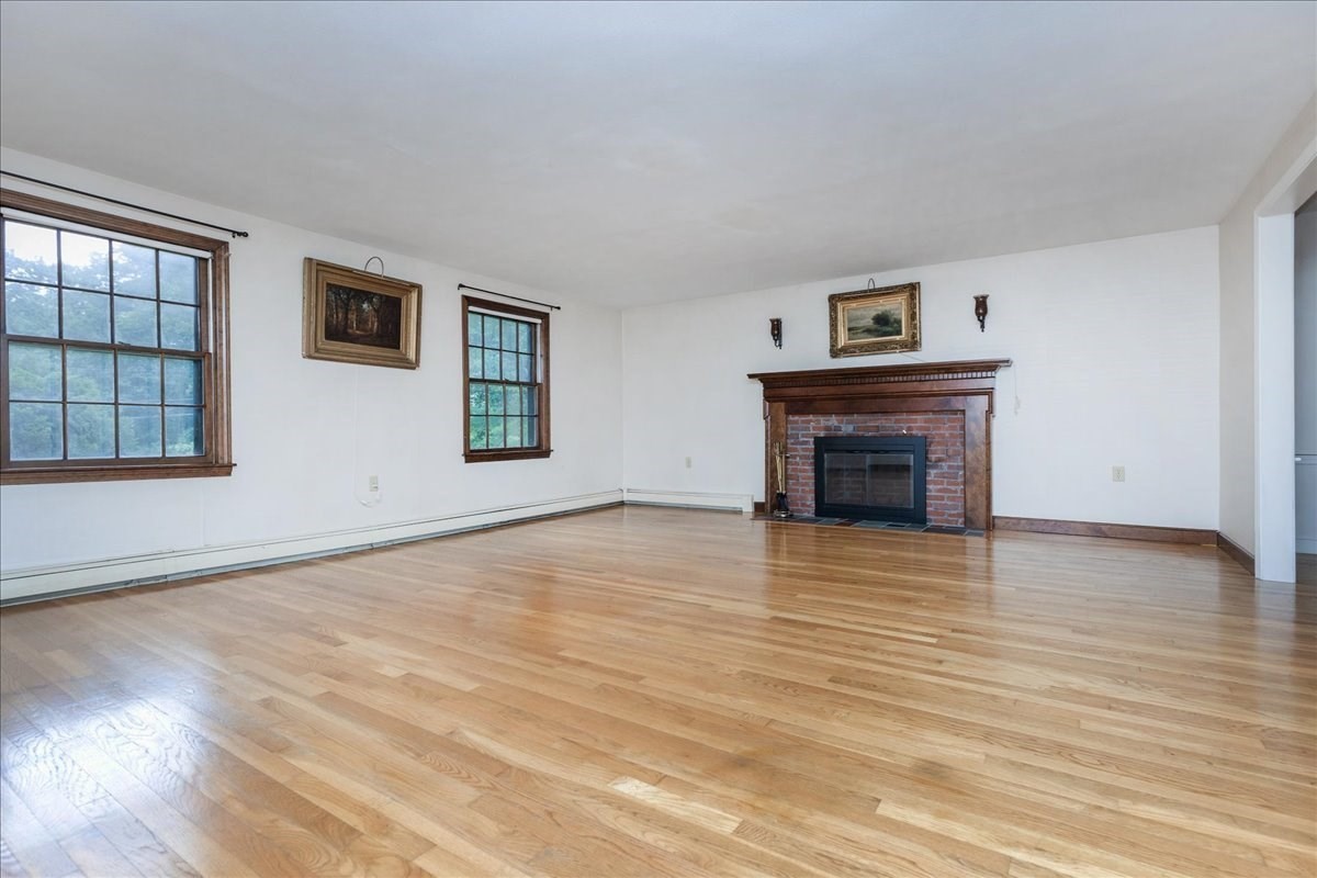 37 Kathleen Drive Property Photo 5