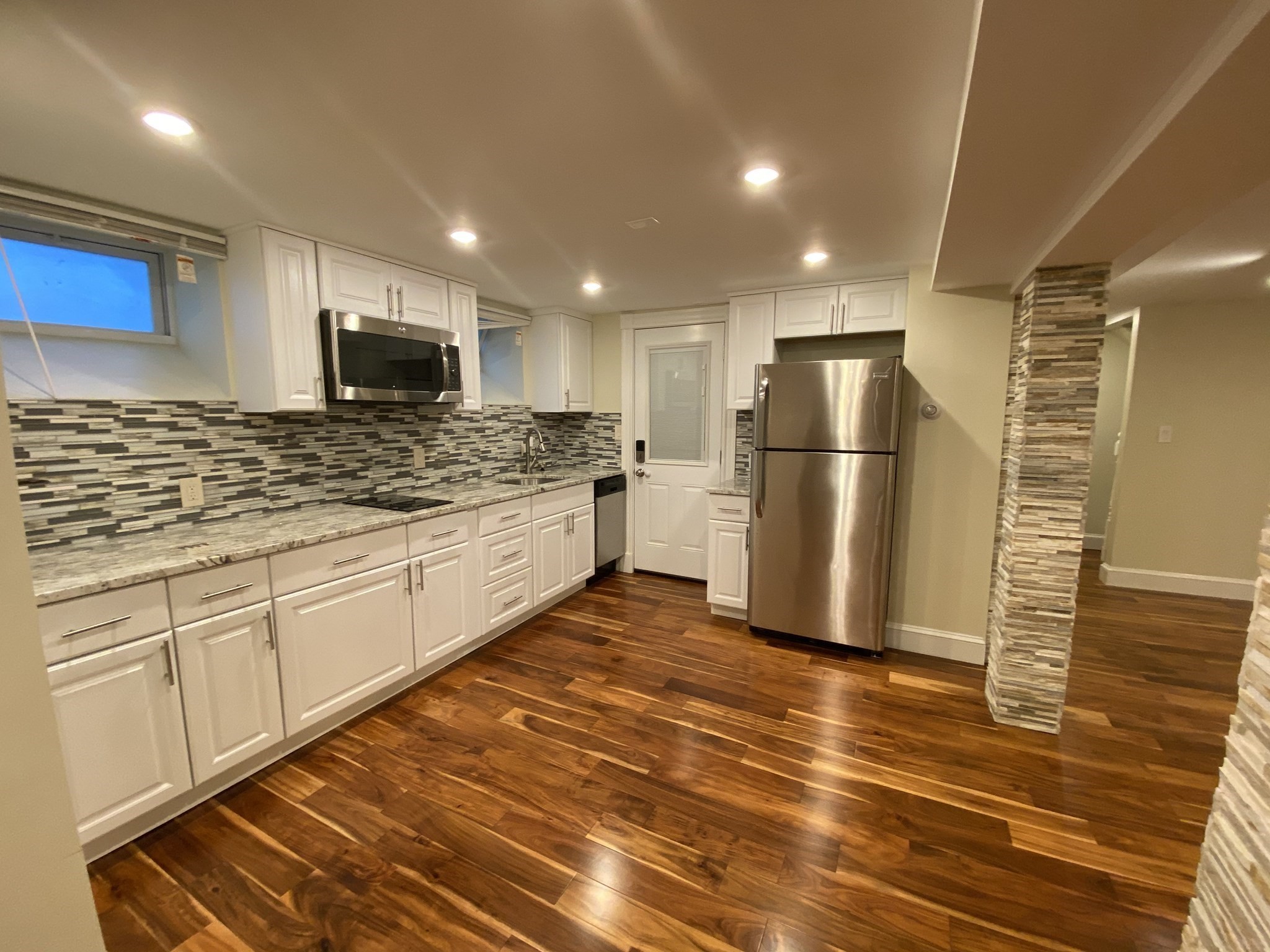 16 Crescent Ave. # B Property Photo 1