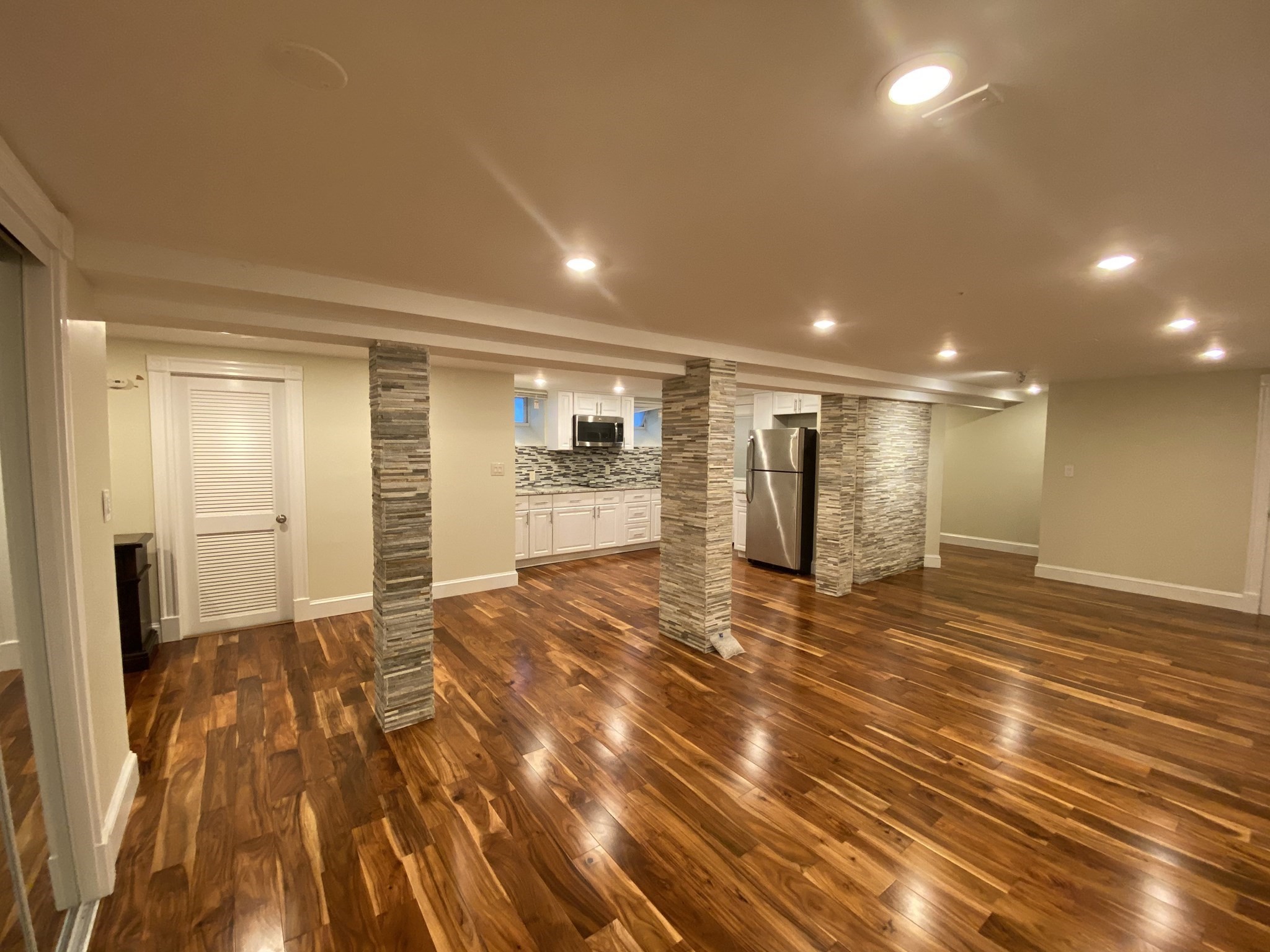 16 Crescent Ave. # B Property Photo 9