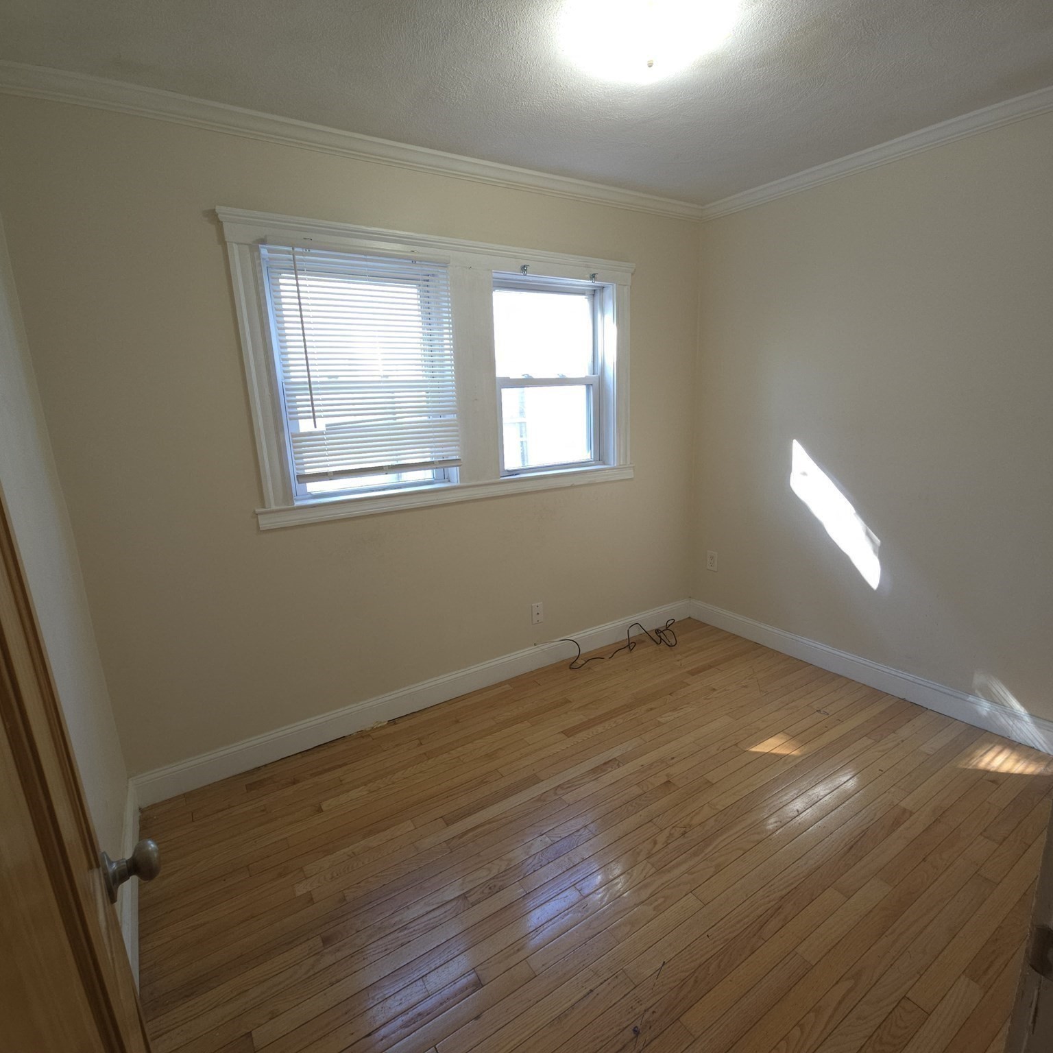 10-12 Alcott Park # 10 Property Photo 7