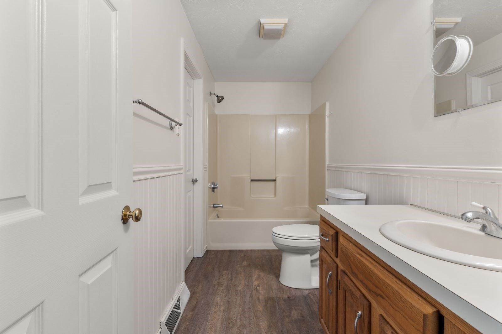 547 Washington St # C10 Property Photo 13