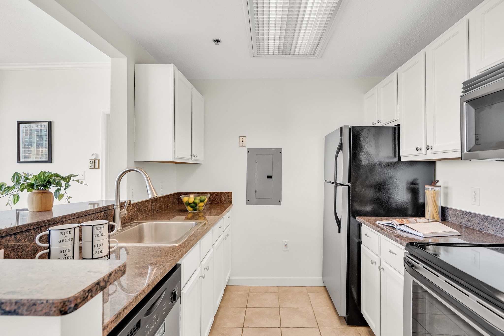 169 Monsignor Obrien Hwy # 715 Property Photo 10