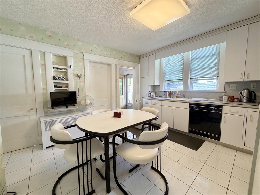 31 King St Property Photo 4